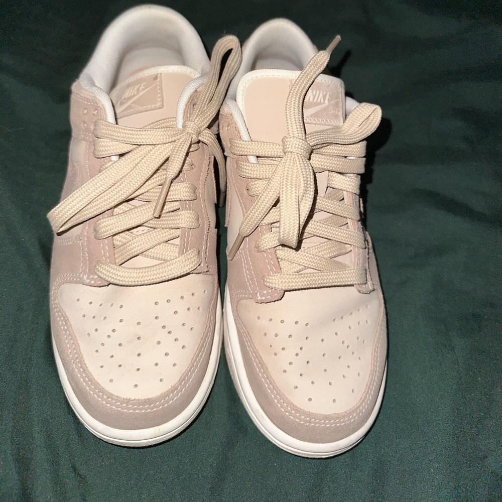 Nike Dunk low- Sandrift